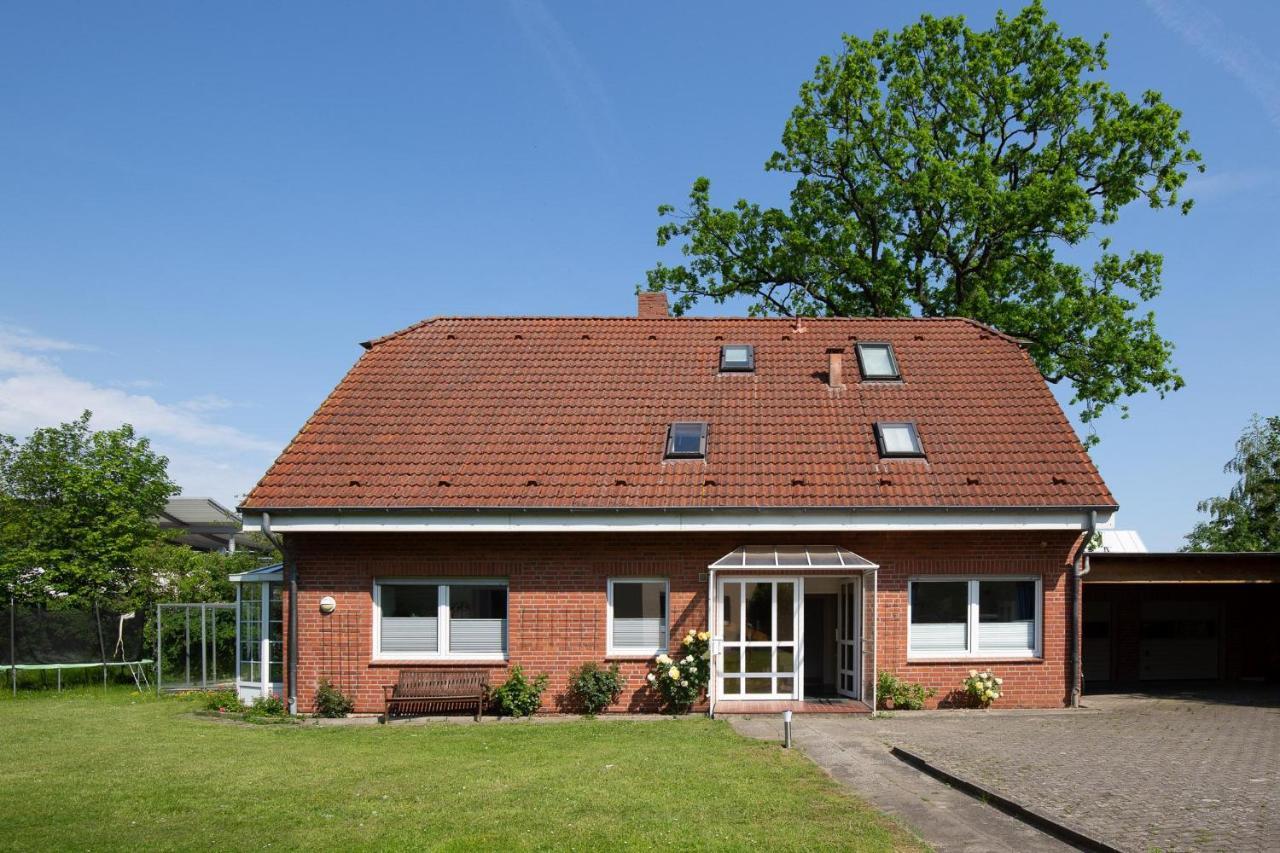 Ferienhaus Glockenstrasse Ferienwohnung Ostseehoehe Appartement 1 Шарбойц Екстер'єр фото